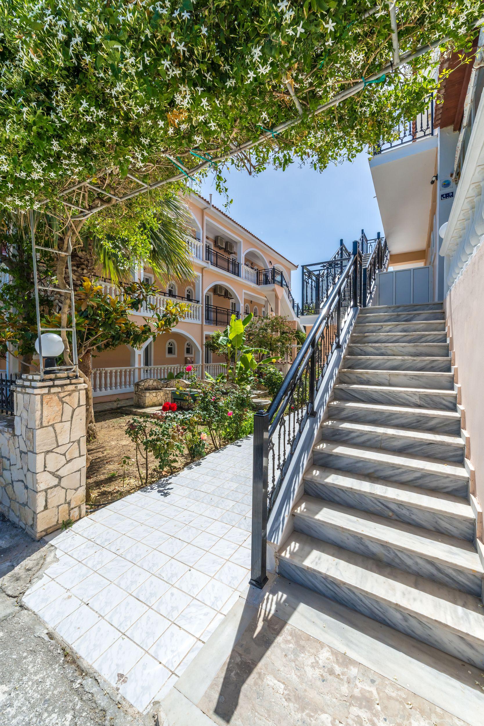 Athina Apartments Zákynthos by Eksteriør billede