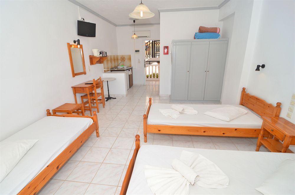 Athina Apartments Zákynthos by Eksteriør billede